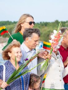 Rugpjūčio 23-čiają palanga ir šventoji kviečia apkabinti baltijos jūrą